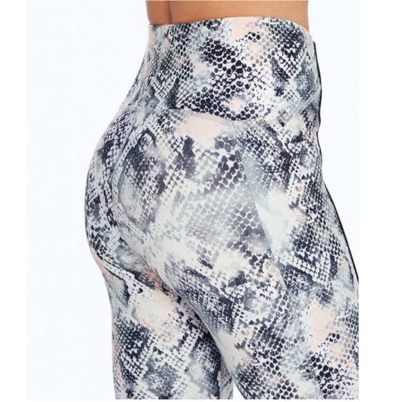 NEW Jessica Simpson Workout Running Leggings XS - Picture 10 of 13